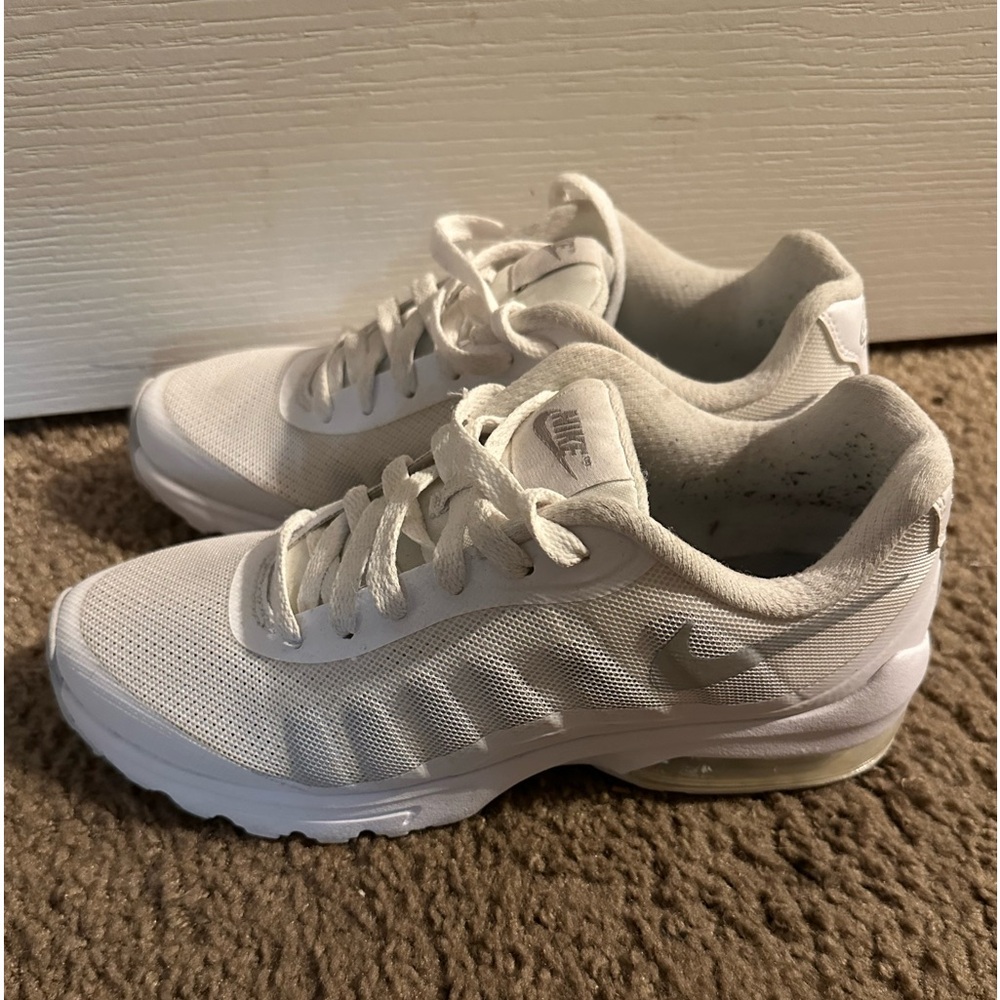 Nike Air Max Invigore